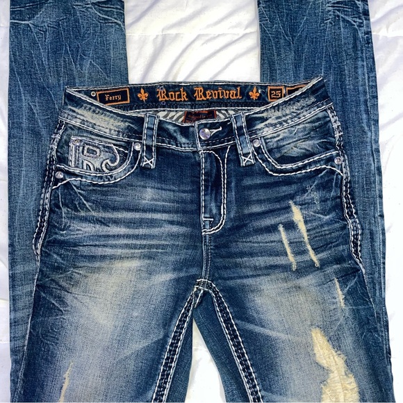 Rock Revival Jeans - Picture 1 of 6